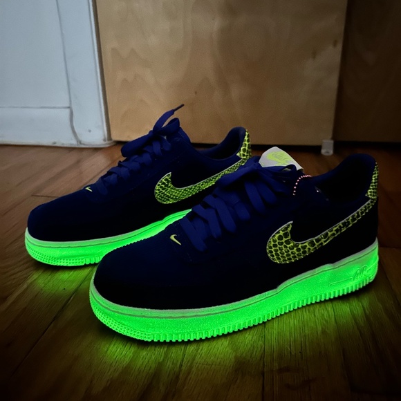 Nike Olivia Kim X Wmns Airforce 1 '07 - Picture 4 of 8